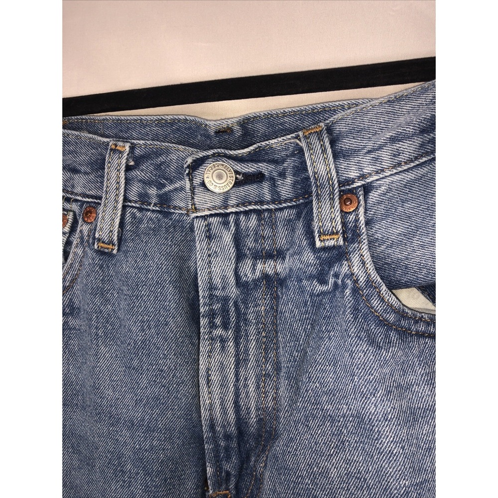 Levi's 551 Z‎ Men's Medium Wash Denim Jean w Trademark Only Tab - 31X32 - Picture 3 of 15